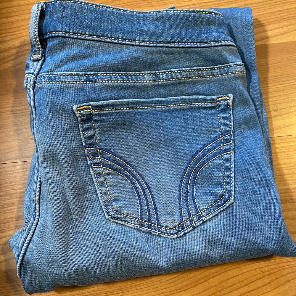 Jeans Hollister size 28 (1 pair of jeans)